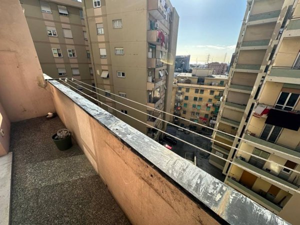 appartamento in vendita a Genova in zona Sampierdarena