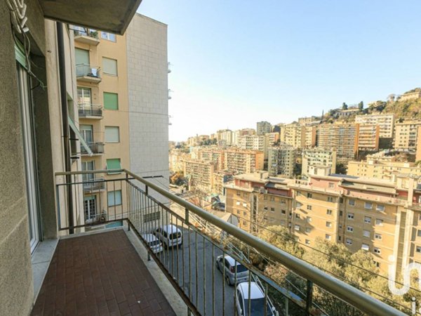 appartamento in vendita a Genova in zona Lagaccio / Granarolo