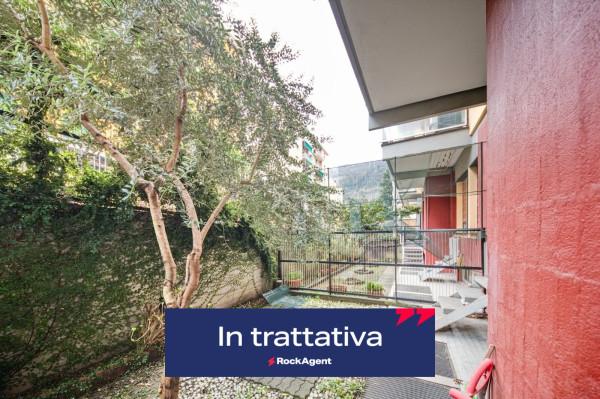 appartamento in vendita a Genova in zona Rivarolo