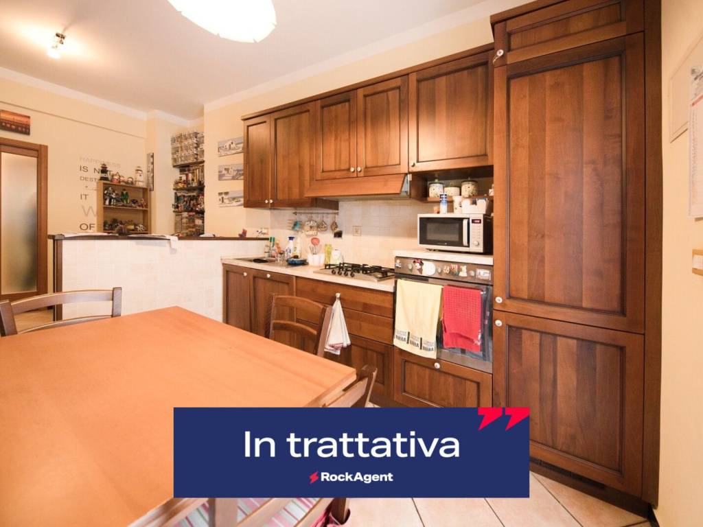 appartamento in vendita a Genova in zona Molassana