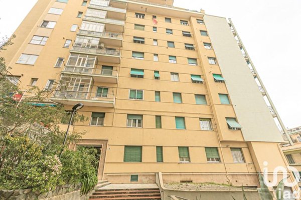appartamento in vendita a Genova in zona Sampierdarena