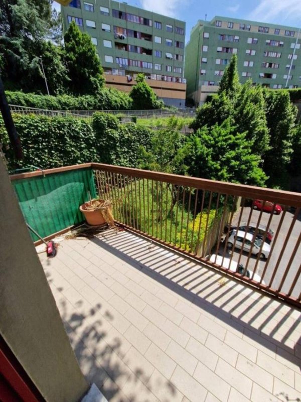 appartamento in vendita a Genova in zona Rivarolo