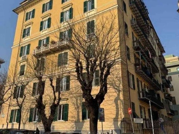 appartamento in vendita a Genova in zona Carignano