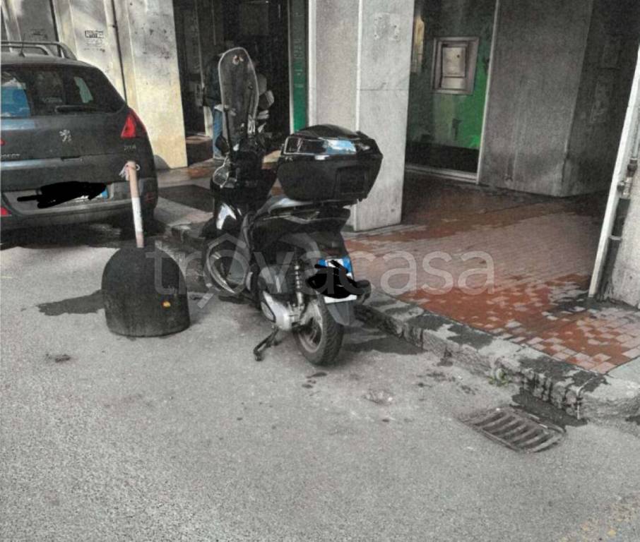 appartamento in vendita a Genova in zona Molassana