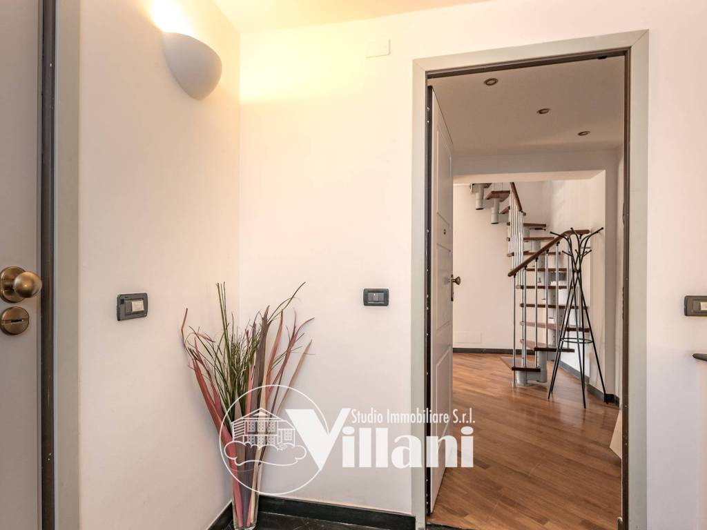 appartamento in vendita a Genova in zona Bolzaneto