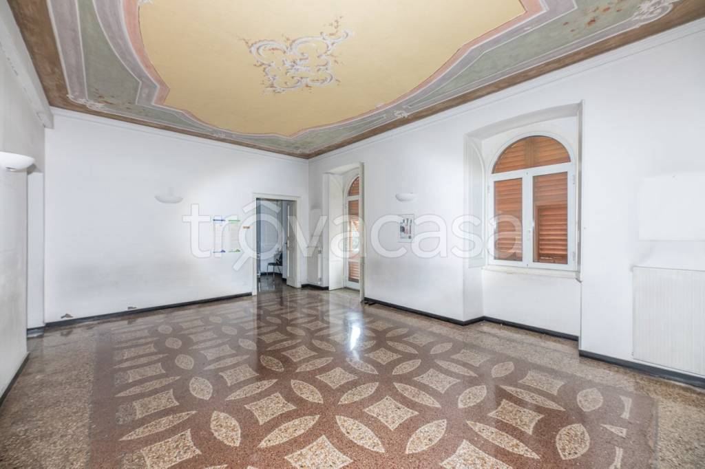 appartamento in vendita a Genova in zona Lagaccio / Granarolo
