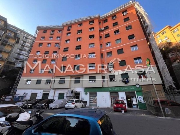 appartamento in vendita a Genova in zona Staglieno