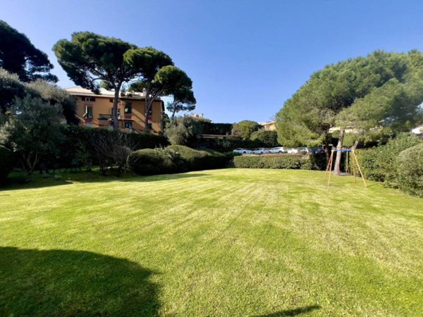 casa indipendente in vendita a Genova in zona Albaro