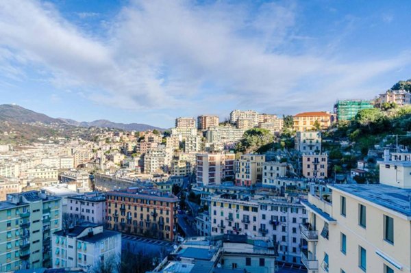 appartamento in vendita a Genova in zona Certosa