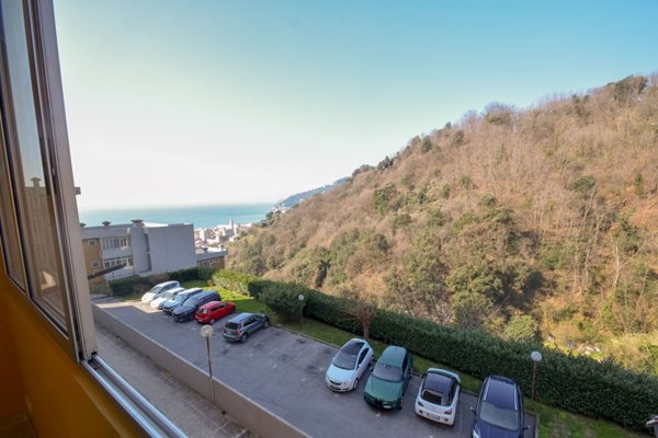 appartamento in vendita a Genova in zona Palmaro / Pra'