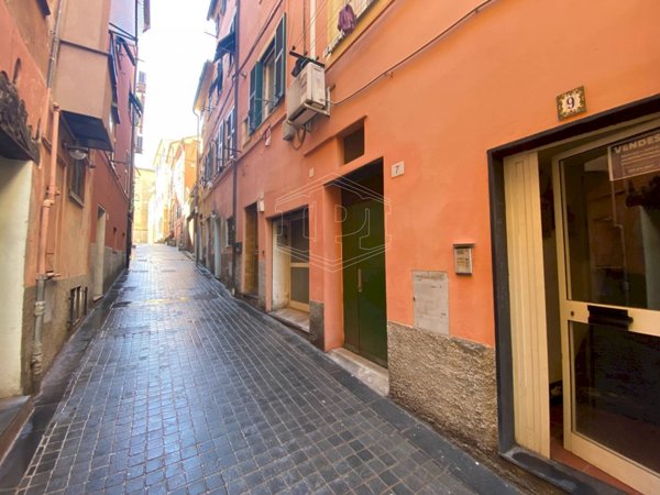 appartamento in vendita a Genova in zona Palmaro / Pra'