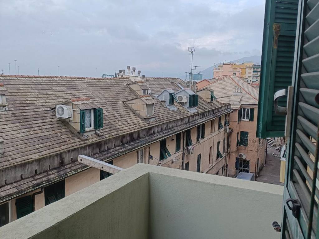 appartamento in vendita a Genova in zona Palmaro / Pra'