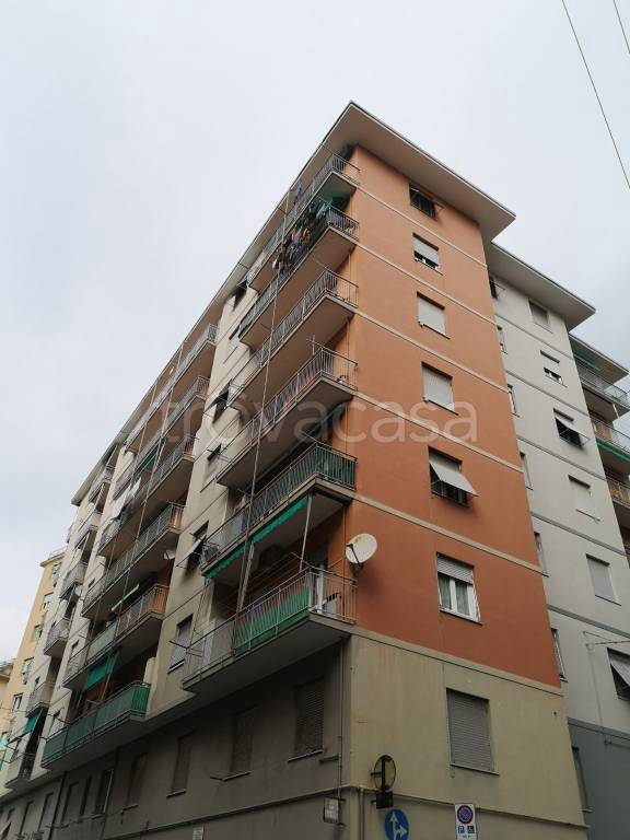 appartamento in vendita a Genova in zona Palmaro / Pra'