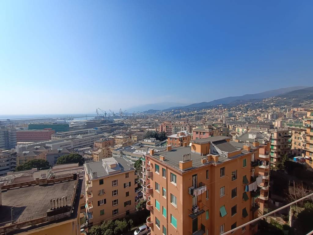 appartamento in vendita a Genova in zona Borzoli
