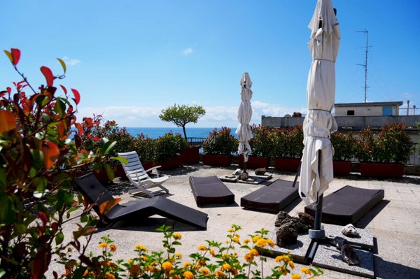 casa indipendente in vendita a Genova in zona Pegli