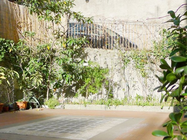 appartamento in vendita a Genova in zona Quarto dei Mille