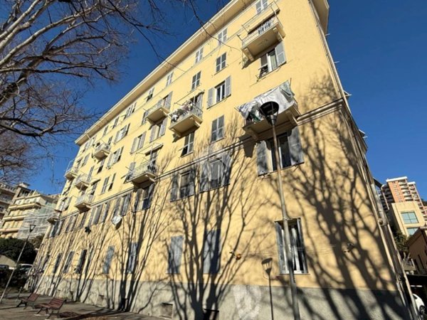 appartamento in vendita a Genova in zona Voltri