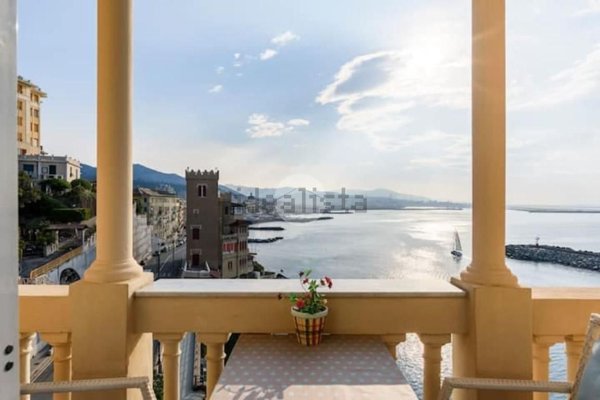 appartamento in vendita a Genova in zona Pegli