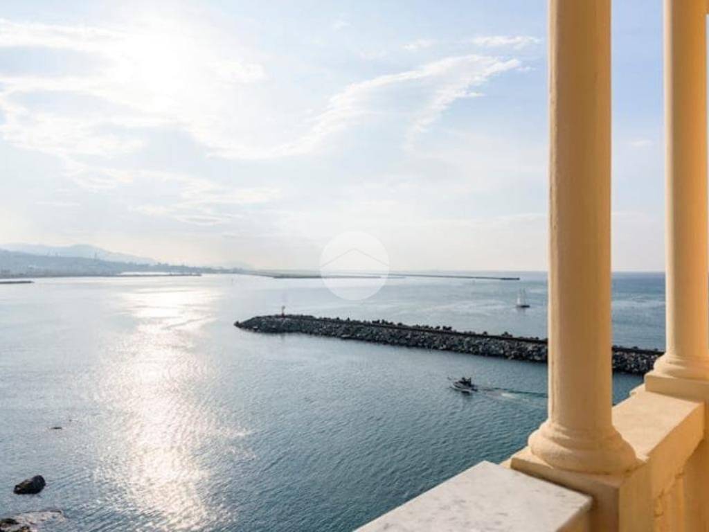 appartamento in vendita a Genova in zona Pegli