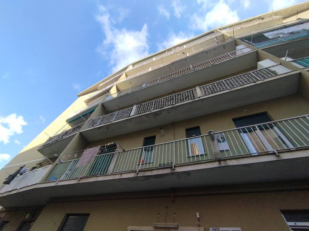appartamento in vendita a Genova in zona Molassana
