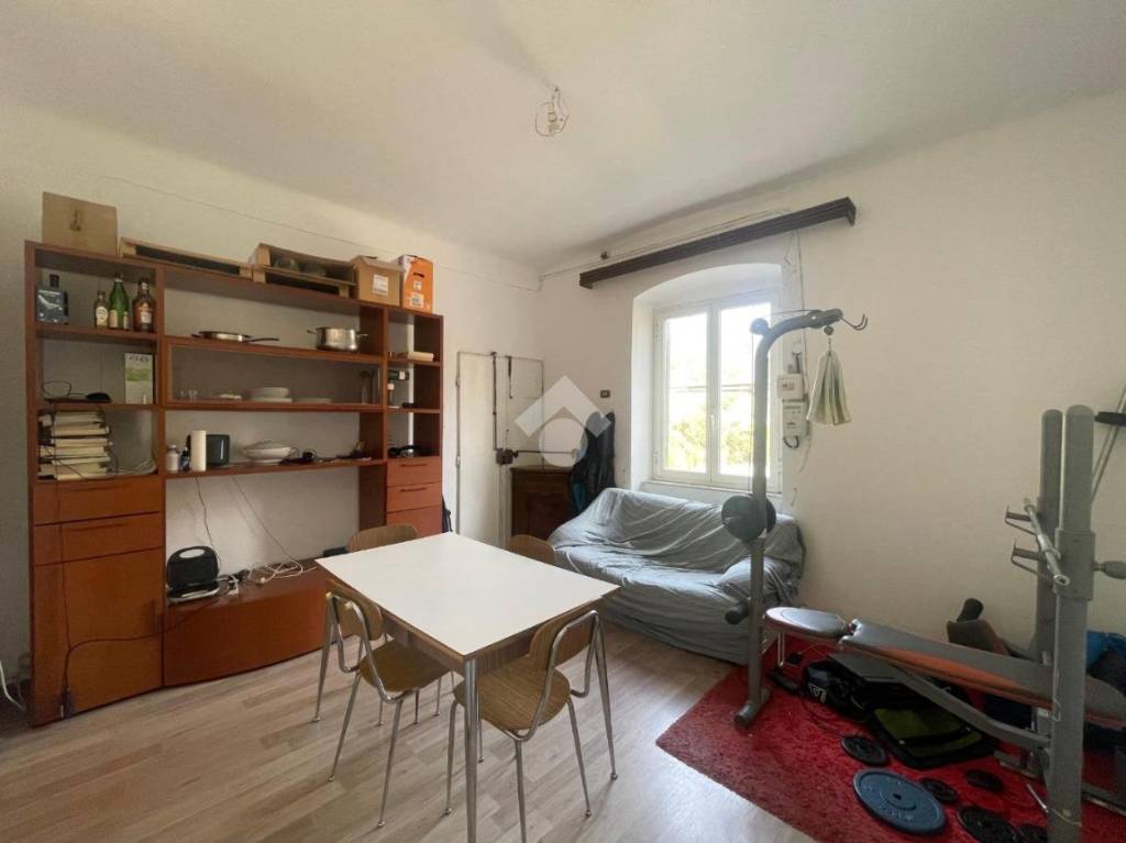appartamento in vendita a Genova in zona Lagaccio / Granarolo