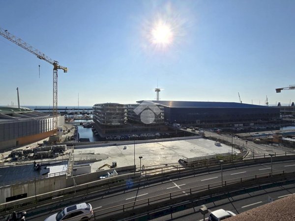 appartamento in vendita a Genova in zona Carignano