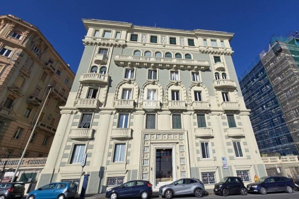 appartamento in vendita a Genova in zona Carignano