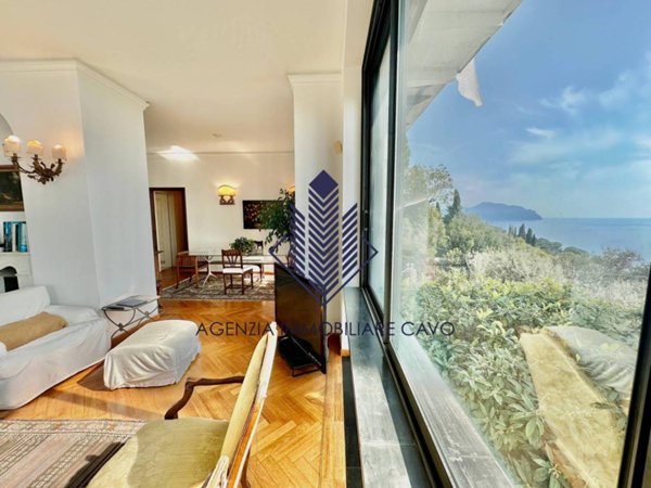 appartamento in vendita a Genova in zona Nervi