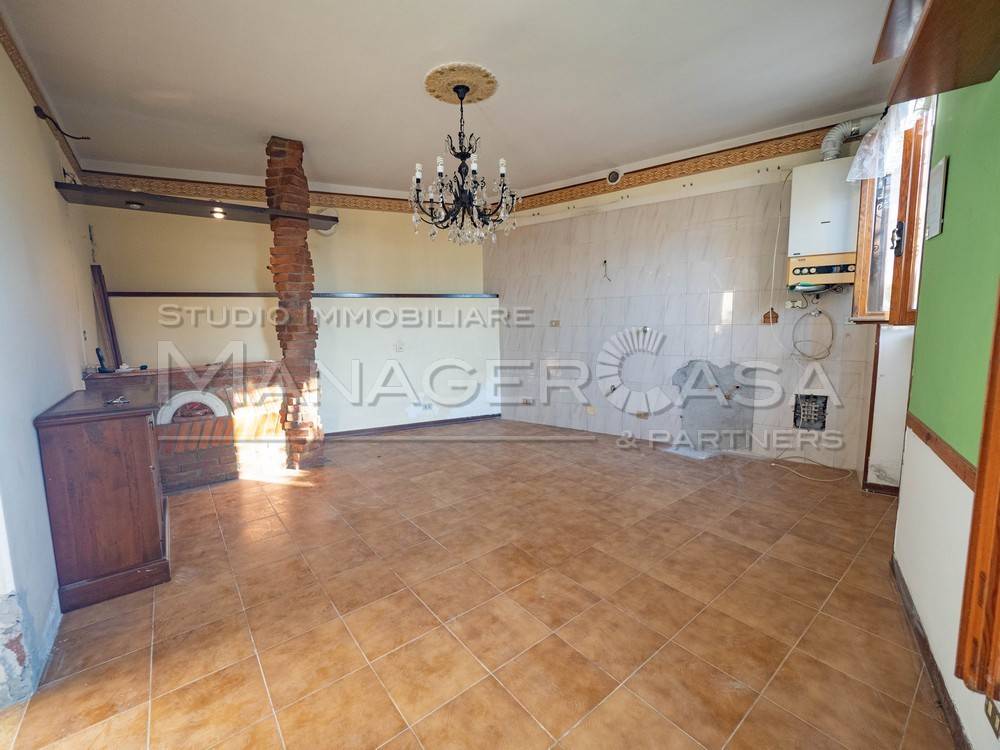 appartamento in vendita a Genova in zona Apparizione