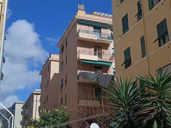 appartamento in vendita a Genova in zona Cornigliano