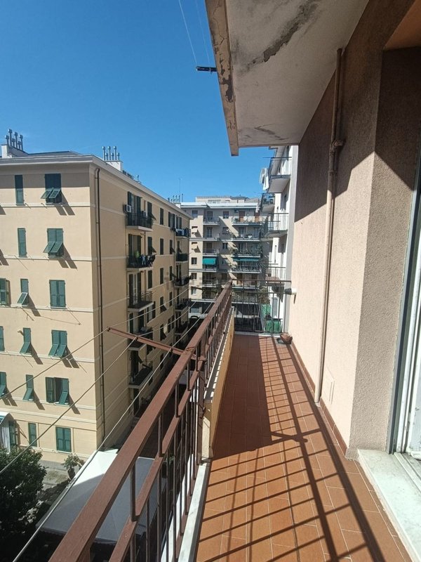 appartamento in vendita a Genova in zona Cornigliano