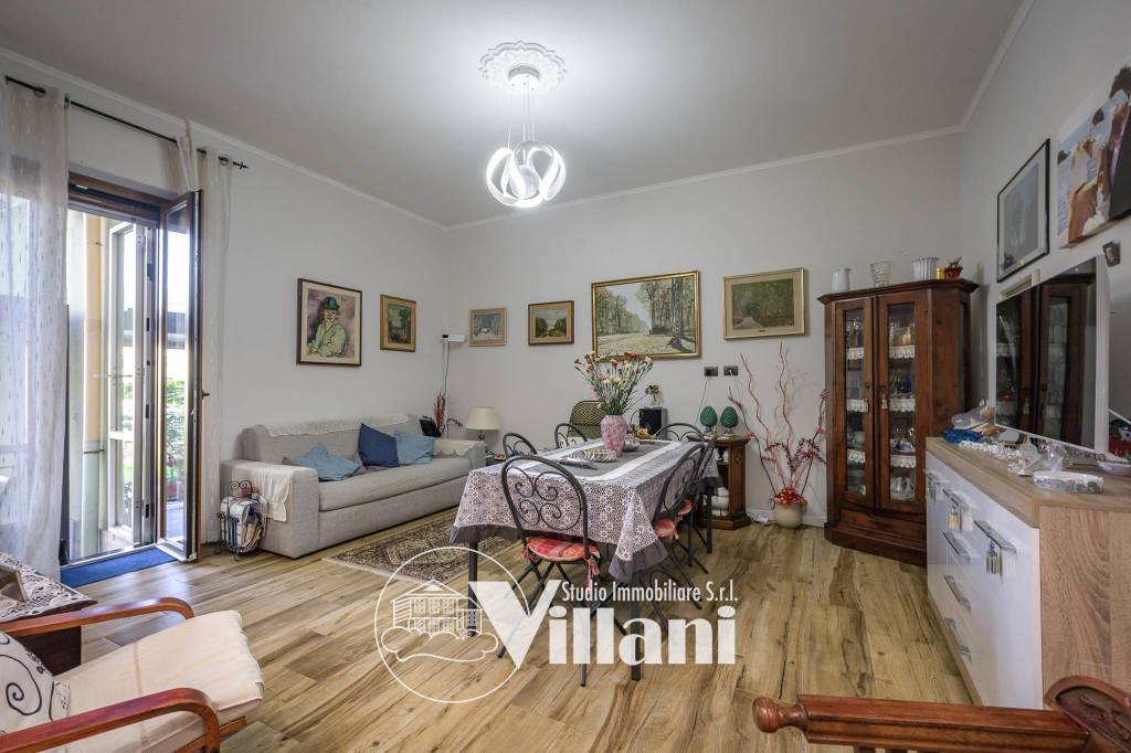 appartamento in vendita a Genova in zona Sturla