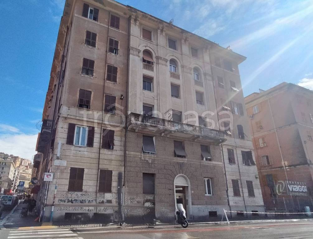appartamento in vendita a Genova in zona Marassi
