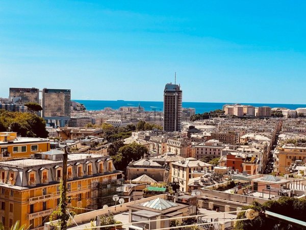 appartamento in vendita a Genova in zona Castelletto