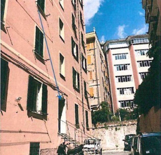 locale commerciale in vendita a Genova