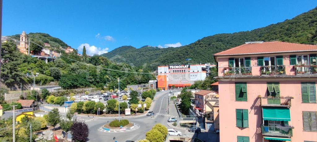 appartamento in vendita a Genova in zona San Gottardo/Sant'Eusebio
