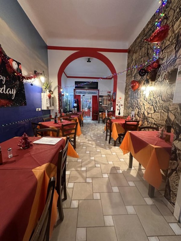 negozio in vendita a Genova in zona Lagaccio / Granarolo