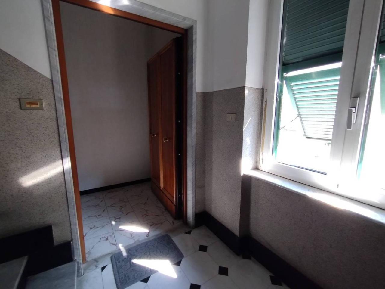 appartamento in vendita a Genova in zona Bolzaneto