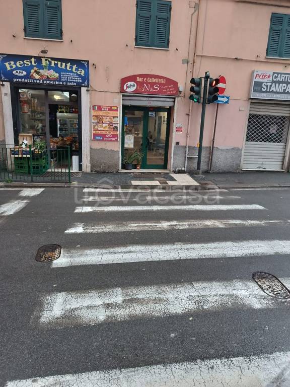 appartamento in vendita a Genova in zona Sestri Ponente