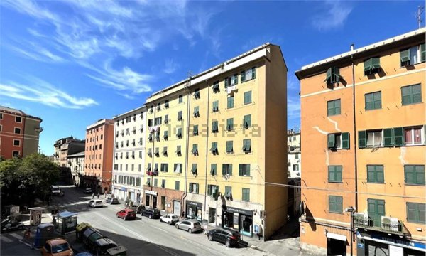 appartamento in vendita a Genova in zona Sampierdarena