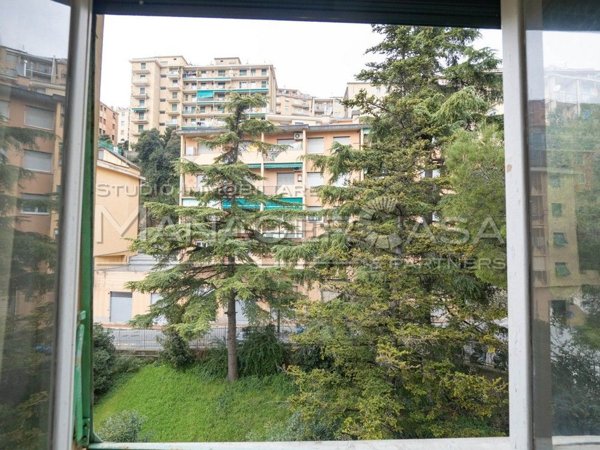 appartamento in vendita a Genova in zona Marassi
