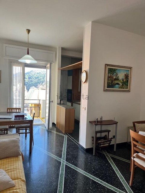 appartamento in vendita a Genova in zona Staglieno