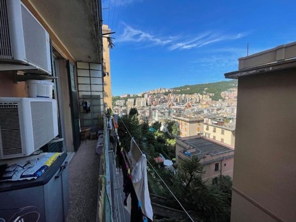 appartamento in vendita a Genova in zona Marassi