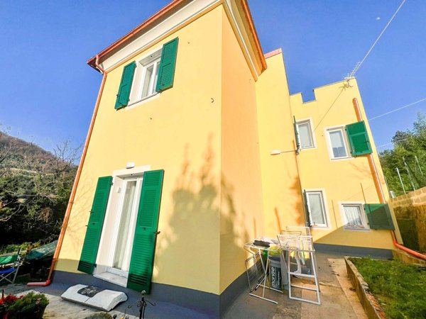 casa indipendente in vendita a Genova in zona San Gottardo/Sant'Eusebio
