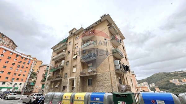 appartamento in vendita a Genova in zona Staglieno