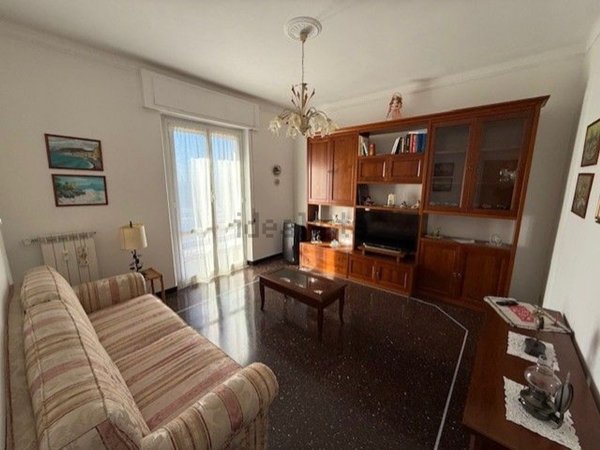 appartamento in vendita a Genova in zona Palmaro / Pra'