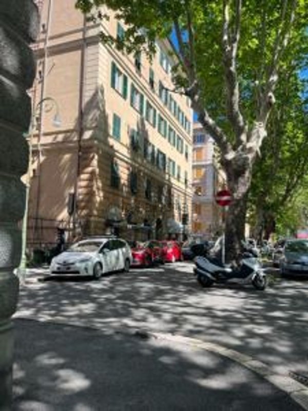 appartamento in vendita a Genova in zona Foce