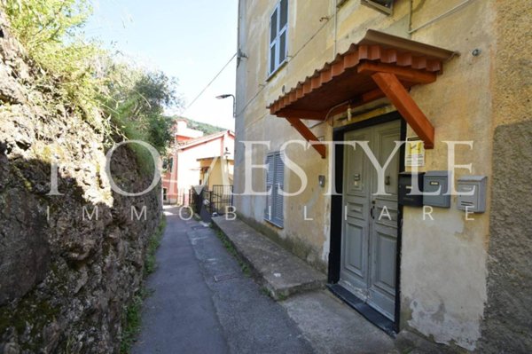 appartamento in vendita a Genova in zona Molassana