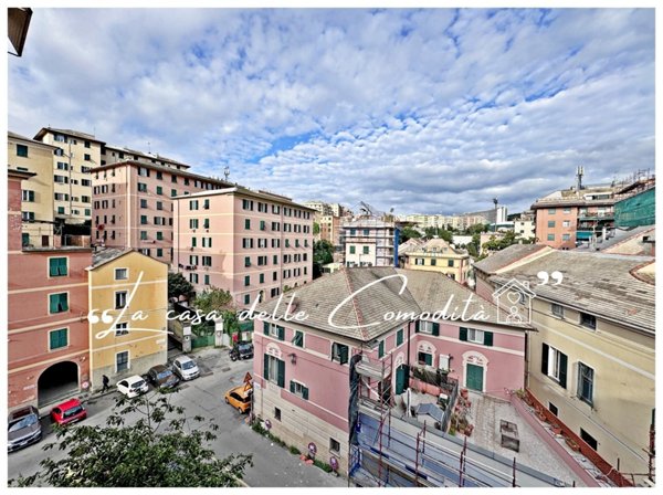 appartamento in vendita a Genova in zona Sturla