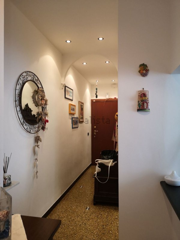 appartamento in vendita a Genova in zona Palmaro / Pra'